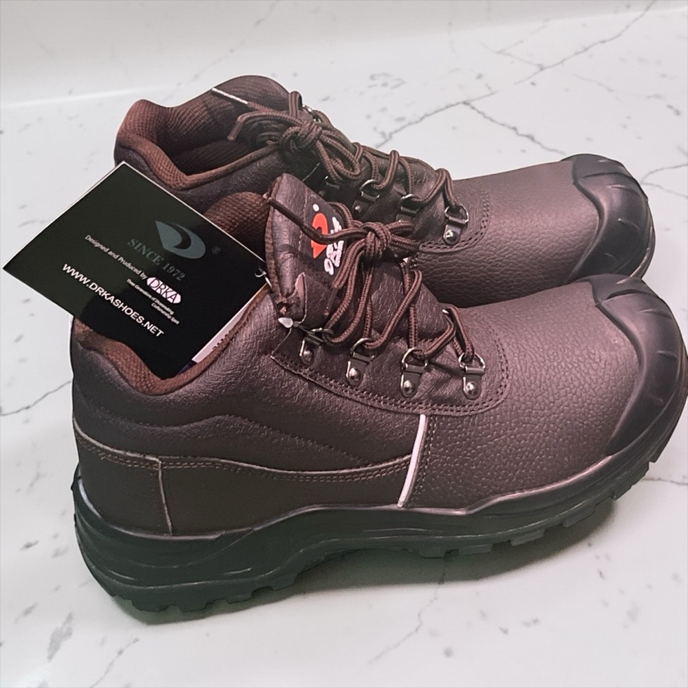 DRKA Durable Men’s Brown Steel Toe Work Boots.
